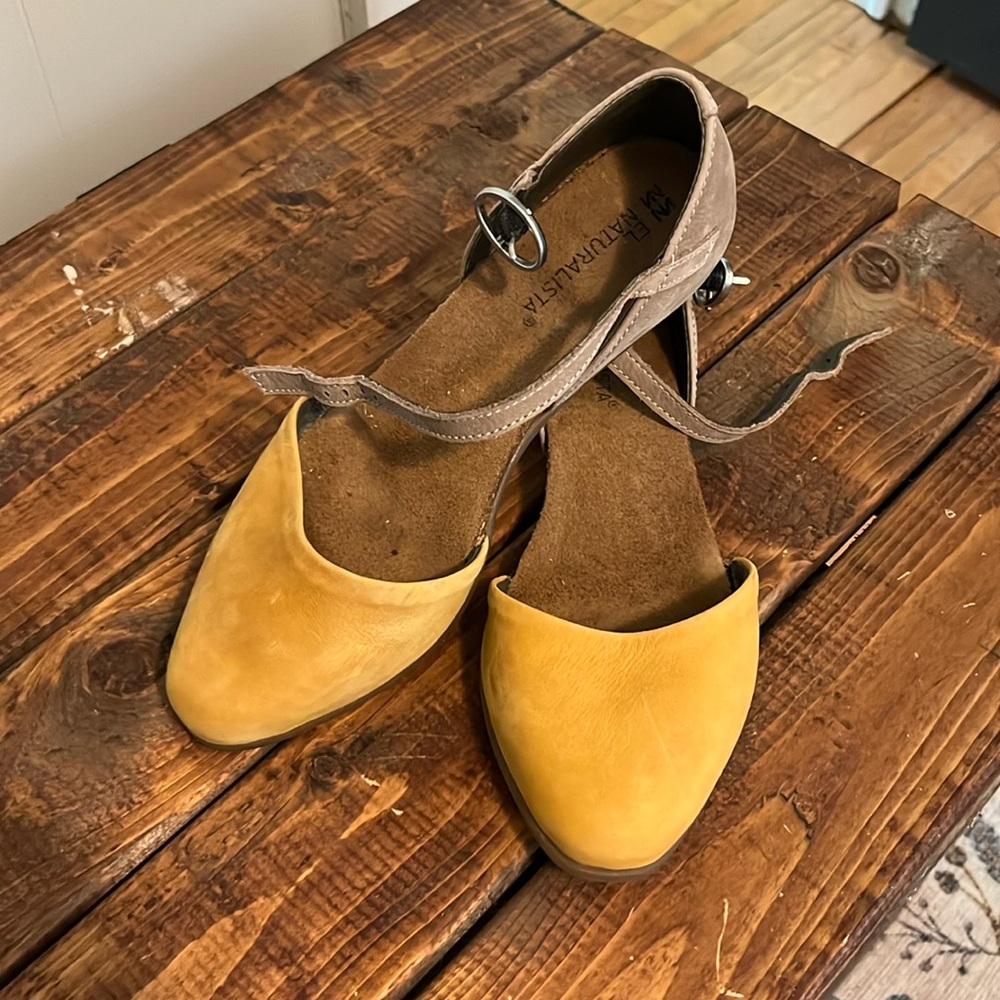 El Naturalista Stella Flats size 37